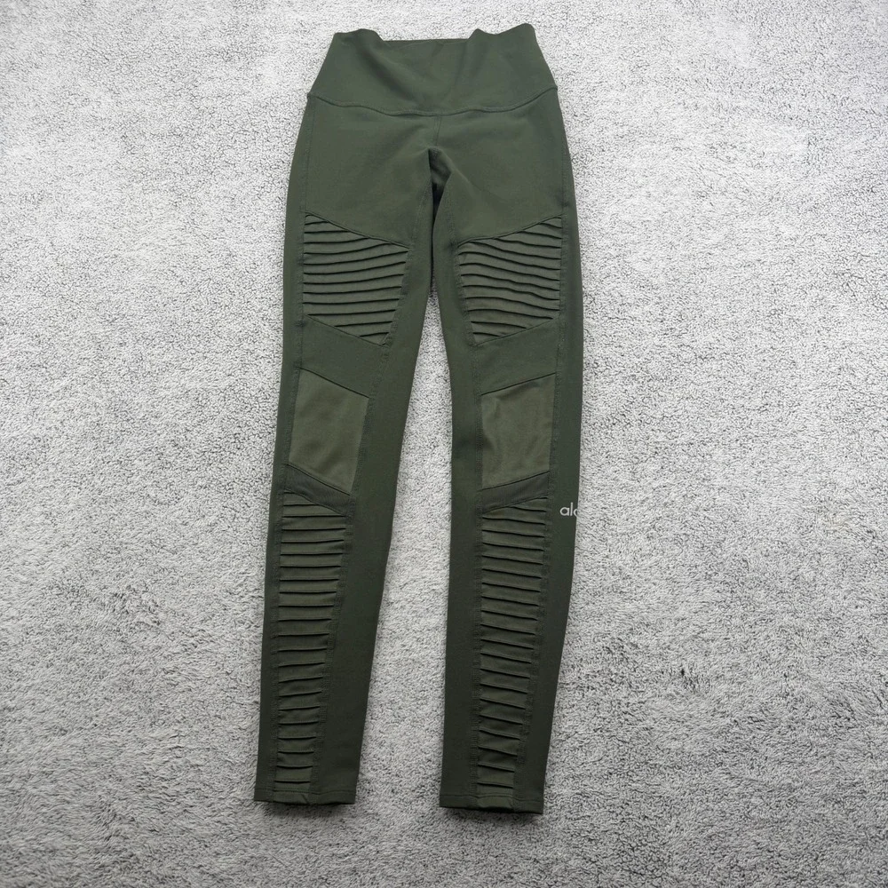 ALO Yoga item alo